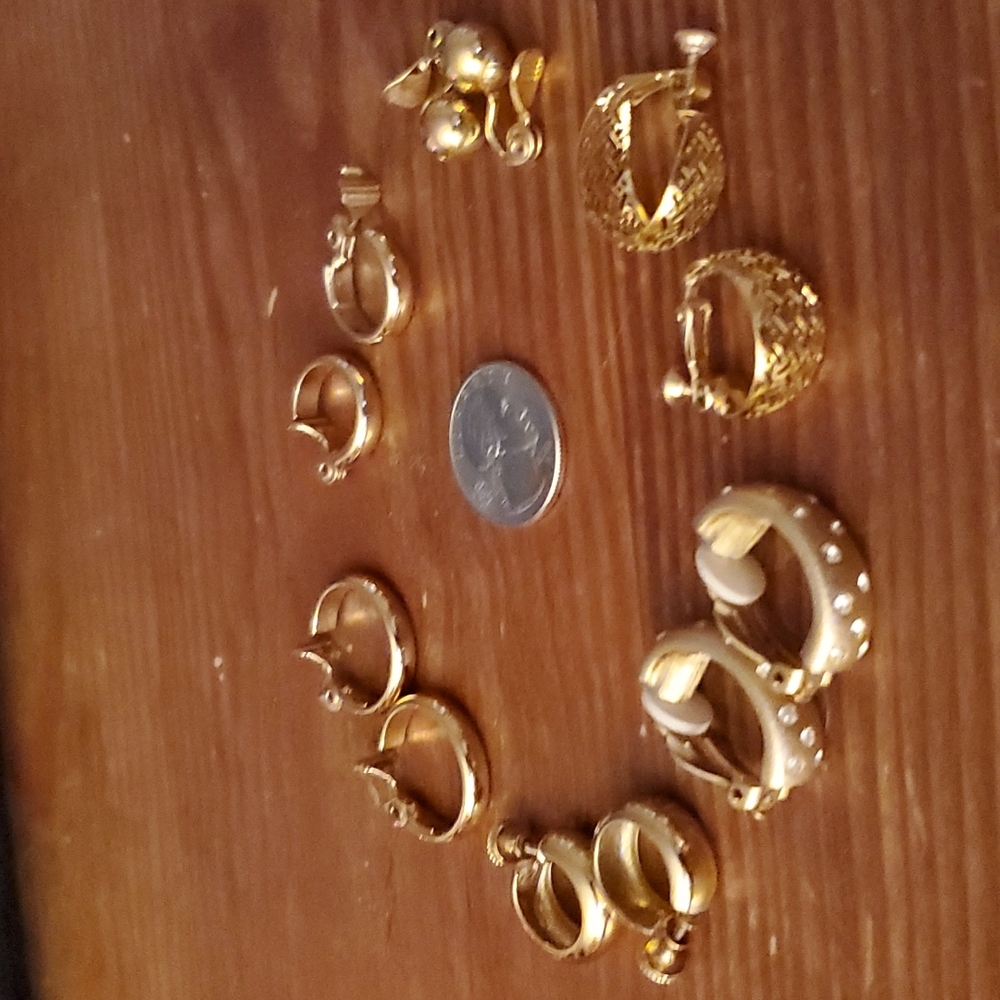 6 pairs vintage earrings non pierced